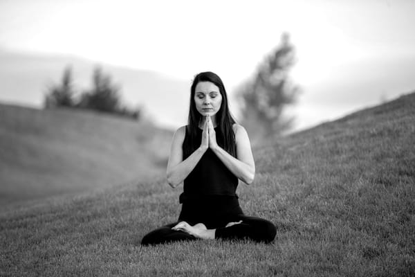 Come Meditare: Guida Completa alla Pratica di Meditazione